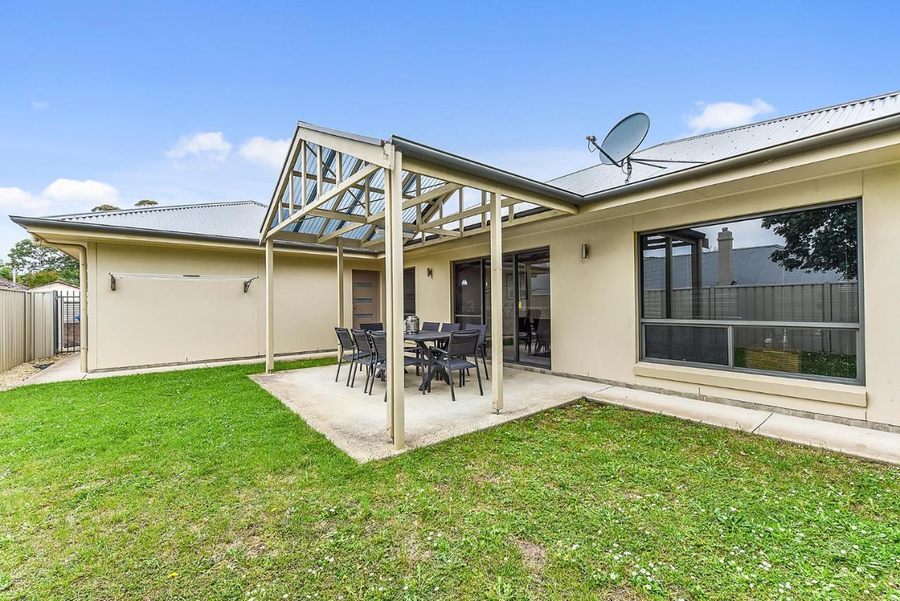 Accommodation On Lansell 1 Being Unit 1 Of 6 Lansell Street 干比尔山 外观 照片